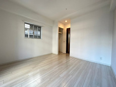 寝室　32枚中 8枚目