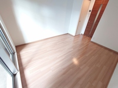 寝室　32枚中 8枚目