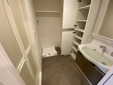 内装　29枚中 18枚目