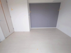 寝室　30枚中 8枚目