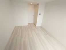 寝室　32枚中 8枚目