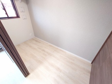 寝室　33枚中 8枚目