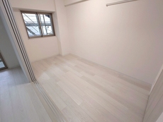 寝室　37枚中 8枚目