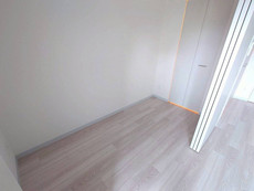 寝室　34枚中 8枚目