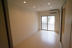 寝室　20枚中 6枚目