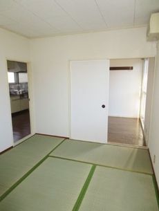 寝室　29枚中 8枚目