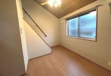 寝室　18枚中 8枚目