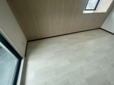 寝室　8枚中 6枚目