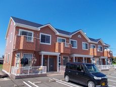 サンライト三屋　C棟