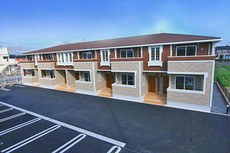 フォルム・グレースＢ