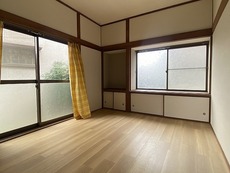 居間