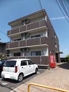 アディーヒルズ