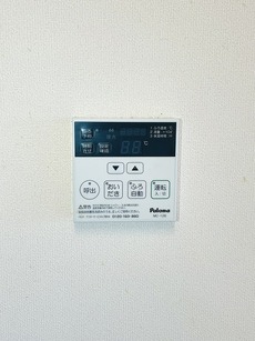 写真は101号室