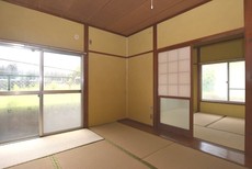 居間