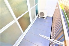 広々としたバルコニーになっています