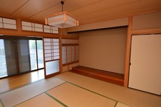 居間