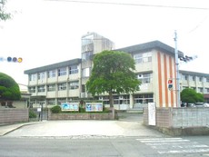 田川市立　大浦小学校
