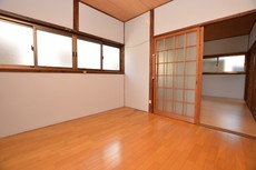 居間