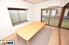 居間