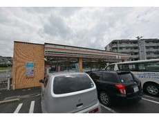 セブンイレブン直方感田店