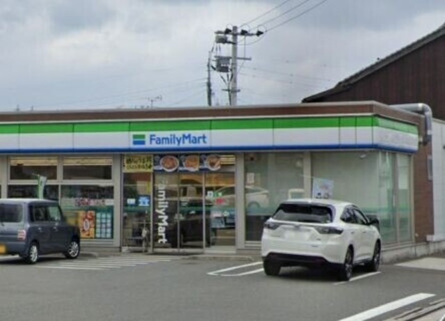 ファミリーマート嘉麻平店