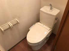 シャワー付トイレ