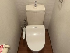 シャワー付トイレ