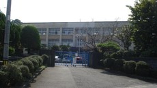 直方市立新入小学校