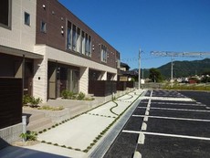 外観写真（昼）