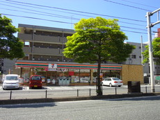 セブンイレブン八幡筒井町店