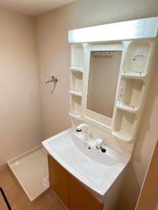 洗髪洗面化粧台