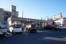 セブンイレブン殿町