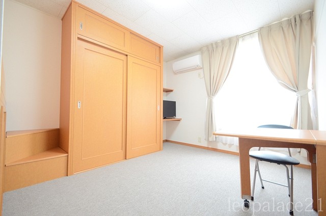 設備仕様は号室により異なる為、現況を優先致します。