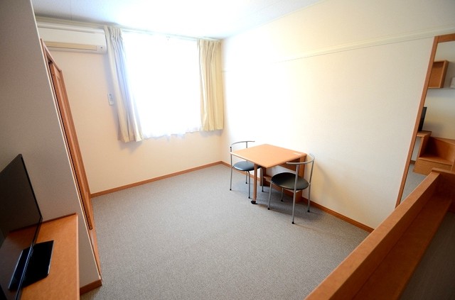 設備仕様は号室により異なる為、現況を優先致します。