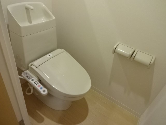 シャワー付トイレ（イメージ）