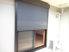 防犯シャッター（イメージ）