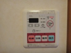 浴室換気乾燥機