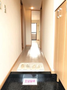 玄関（イメージ）