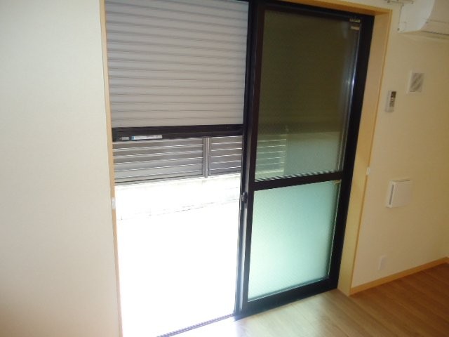 防犯シャッター（イメージ）