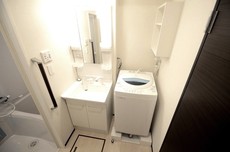 設備仕様は号室により異なる為、現況を優先致します。