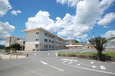 飯塚市立伊岐須小学校
