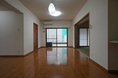 居間