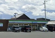 ファミリーマート飯塚柏の森店