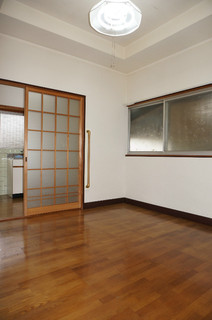 居間