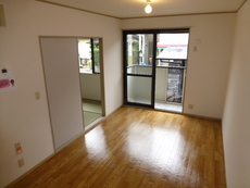 内装　22枚中 4枚目