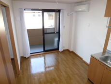 内装　20枚中 4枚目