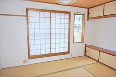 内装　19枚中 10枚目