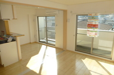 内装　22枚中 4枚目