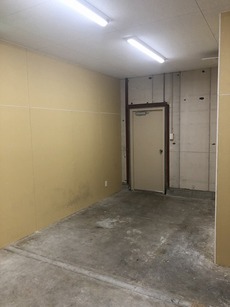 内装　12枚中 7枚目