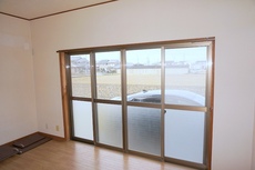 内装　15枚中 9枚目